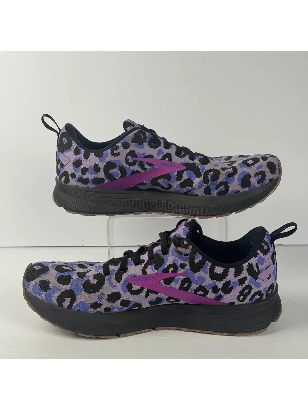 Brooks Revel 5 Purple Leopard Print Athletic Running Shoes Womens Size 10 - Picture 2 of 11